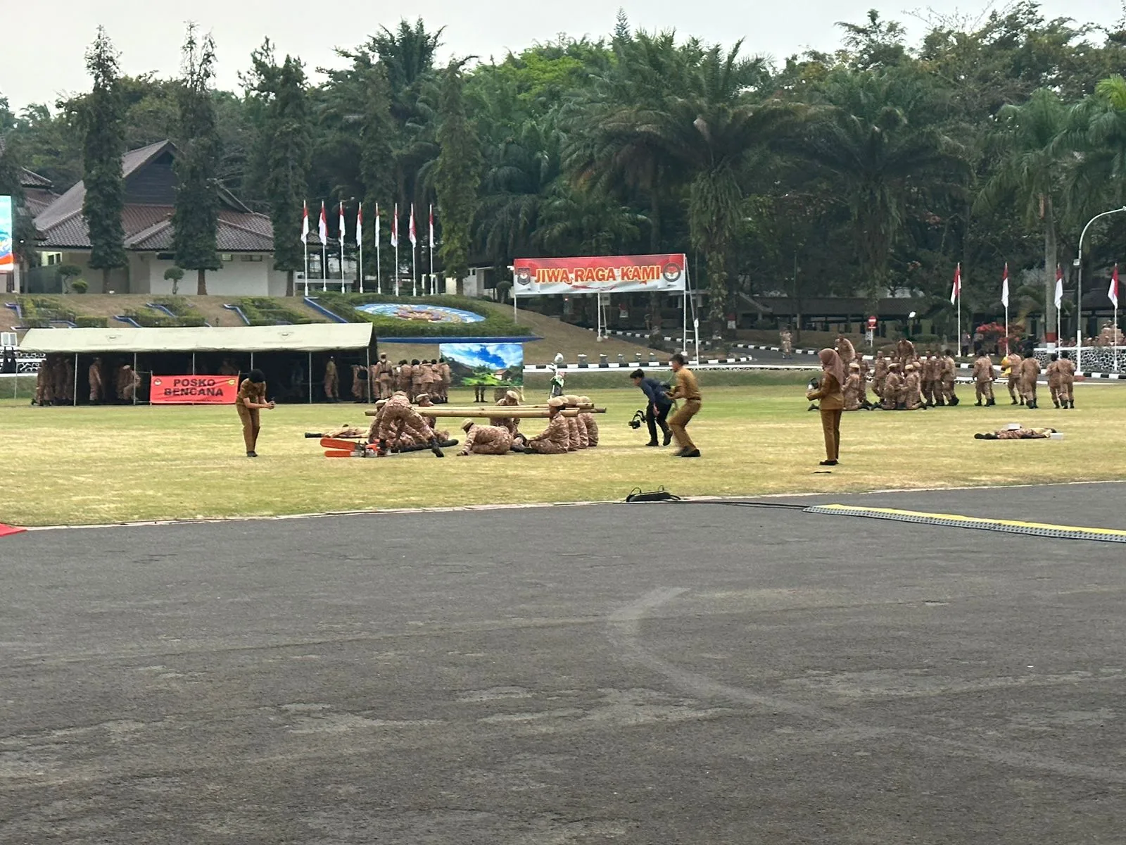 Upacara Penutupan Pendidikan Dasar Mental Dan Disiplin Calon Praja