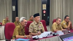 Capaian Kinerja Triwulan II Pj. Bupati Bangkalan Disampaikan Langsung kepada Tim Evaluasi Kemendagri