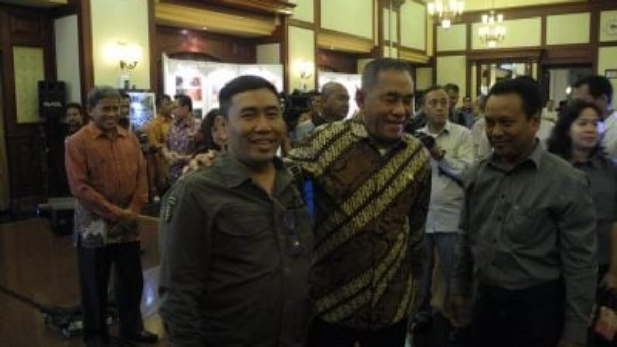 Menteri Pertahanan RI Ajak Anggota Asosiasi Media Digital Perangi Hoax Menteri Pertahanan RI Ajak Anggota Asosiasi Media Digital Perangi Hoax