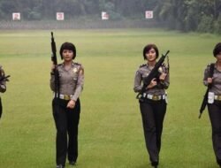 Sssst, Ini Kode Rahasia! Sssst, Ini Kode Rahasia!