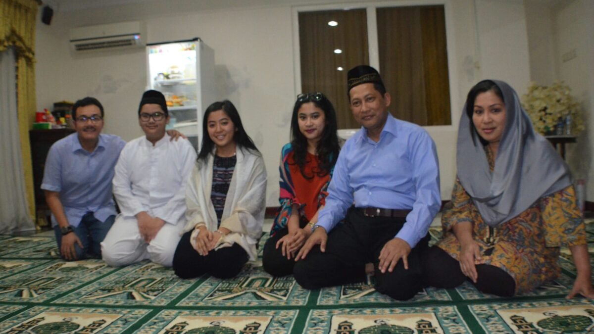 Buwas Dimana Pun Tetap Buwas Buwas Dimana Pun Tetap Buwas