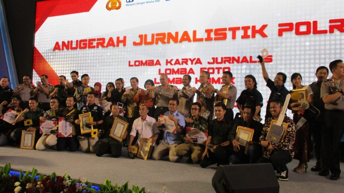 Majalah MATRA Masuk Dalam 10 Media Pemenang Anugerah Jurnalistik Polri Majalah MATRA Masuk Dalam 10 Media Pemenang Anugerah Jurnalistik Polri