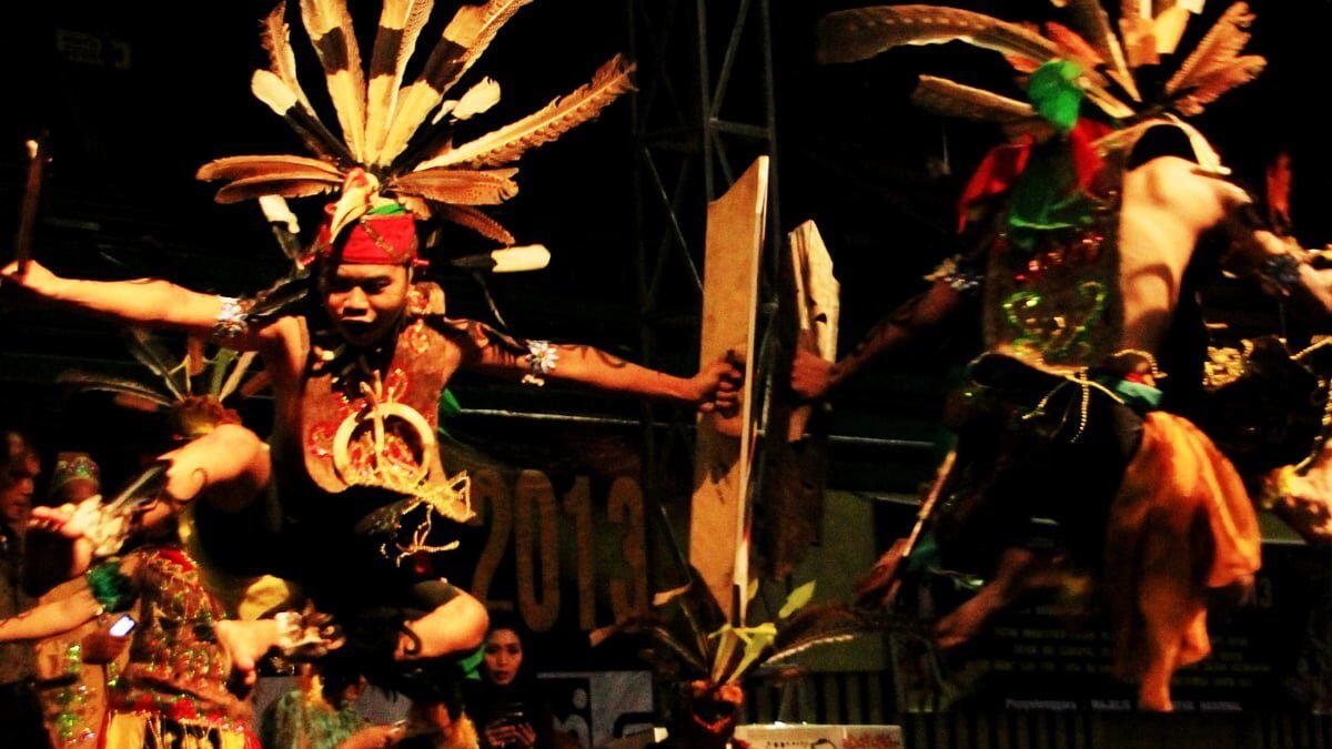 Indonesia Kaya, Mandau Memang Wow