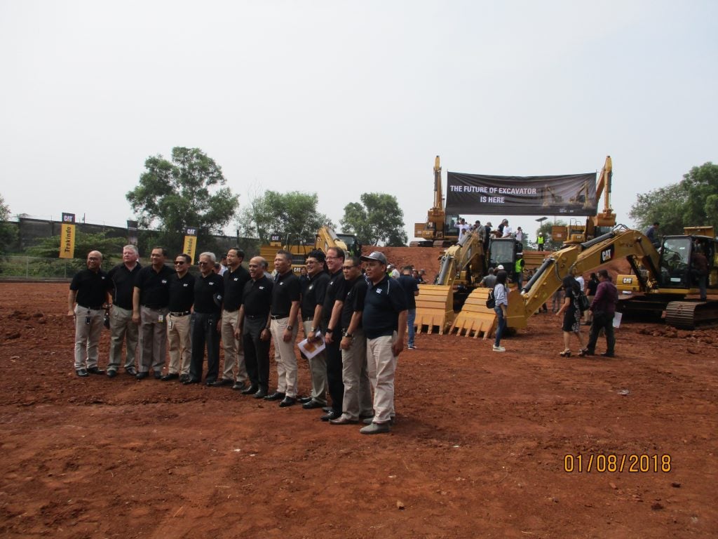 Peluncuran Hydraulic Excavator Next Gen dari Caterpillar Oleh Trakindo