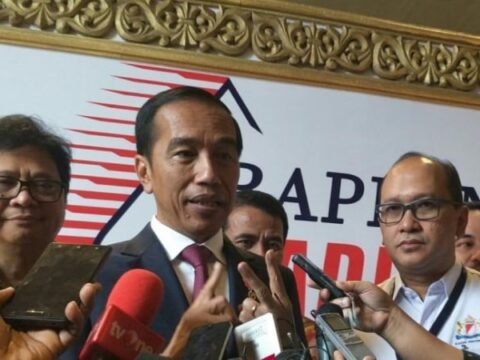 Jokowi: “Saya Alumni UMKM.”