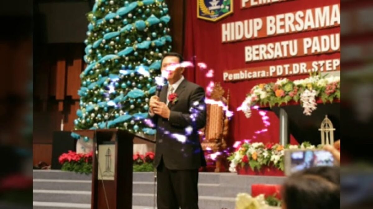 Yang Tertinggal Dari Surat Ahok, Di Hari Natal