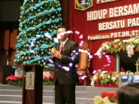 Yang Tertinggal Dari Surat Ahok, Di Hari Natal