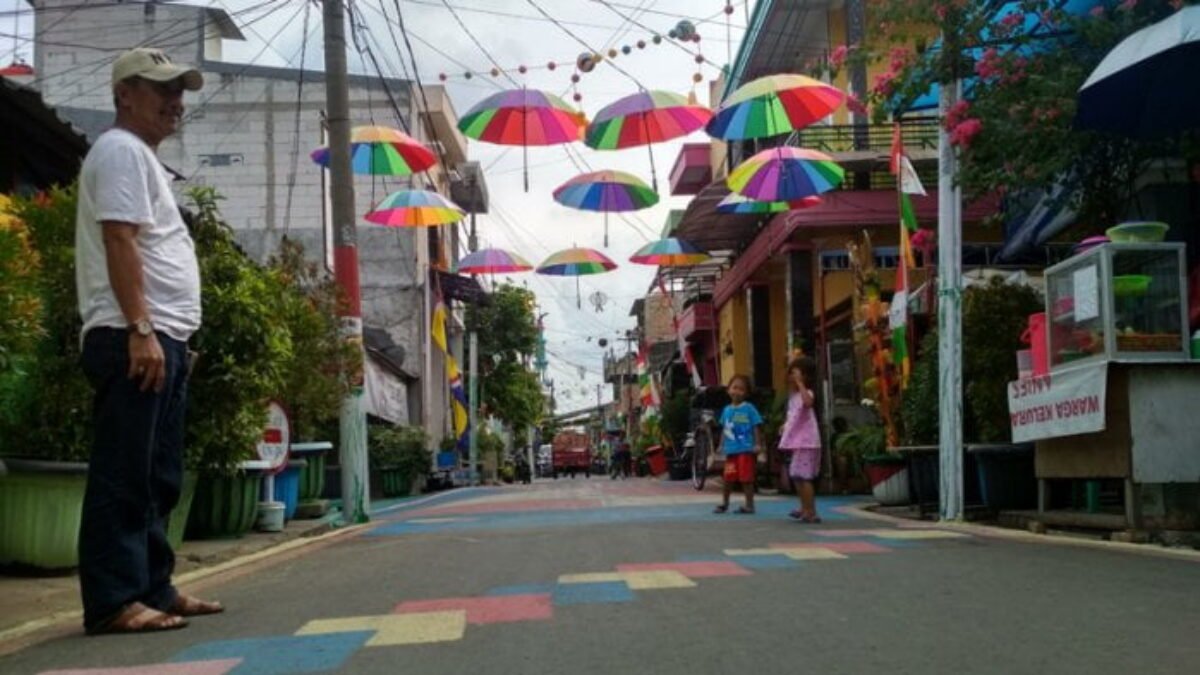 Bersih-bersih, 60 Warga Tanjung Priok Ikuti Program Padat Karya Bersih-bersih, 60 Warga Tanjung Priok Ikuti Program Padat Karya