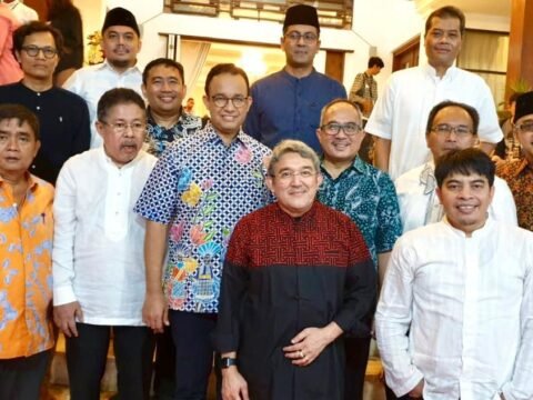 Anies Baswedan: “Akan Disiapkan Satu Gerbong Kereta MRT, Untuk Pembawa Sepeda.”