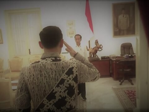 “Siap. Hormat, Bapak Presiden”