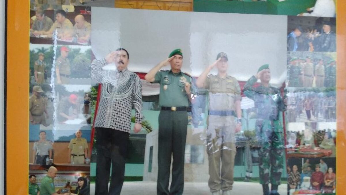 Satpol PP di Hari Kesaksian Pancasila dan Menjadi Bagian Pengamanan Lebaran 2019 Satpol PP di Hari Kesaksian Pancasila dan Menjadi Bagian Pengamanan Lebaran 2019