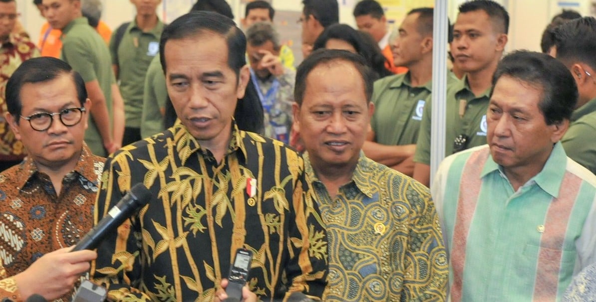 Menristekdikti Tak Responsif Pertanyaan Masyarakat, Jadi Catatan Presiden Jokowi.