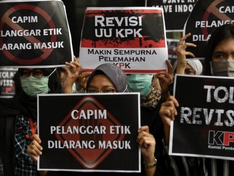 WHAT IF (Bagaimana Jika): UU KPK Yang Baru Berlaku