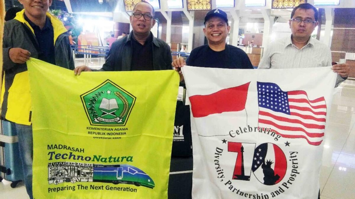 Madrasah TechnoNatura dan MCC Academy Chicago Lakukan Kerjasama Sister Schools
