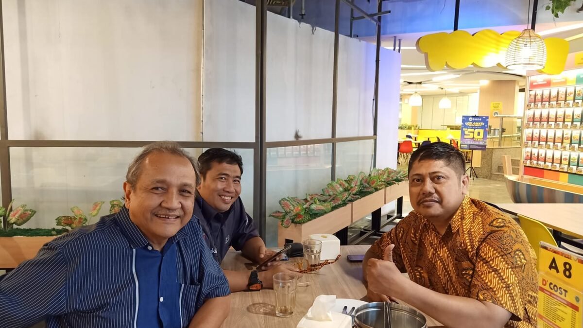 “Ngopi-ngopi Pagi”, Bicarakan Koran Dinding BNN Di Desa-Desa
