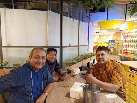 “Ngopi-ngopi Pagi”, Bicarakan Koran Dinding BNN Di Desa-Desa