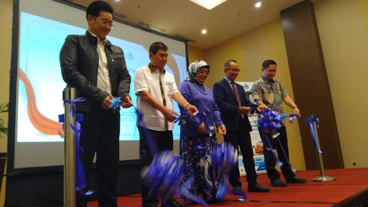 Peresmian Kantor Perwakilan Penang Adventist Hospital (PAH) di Indonesia Peresmian Kantor Perwakilan Penang Adventist Hospital (PAH) di Indonesia