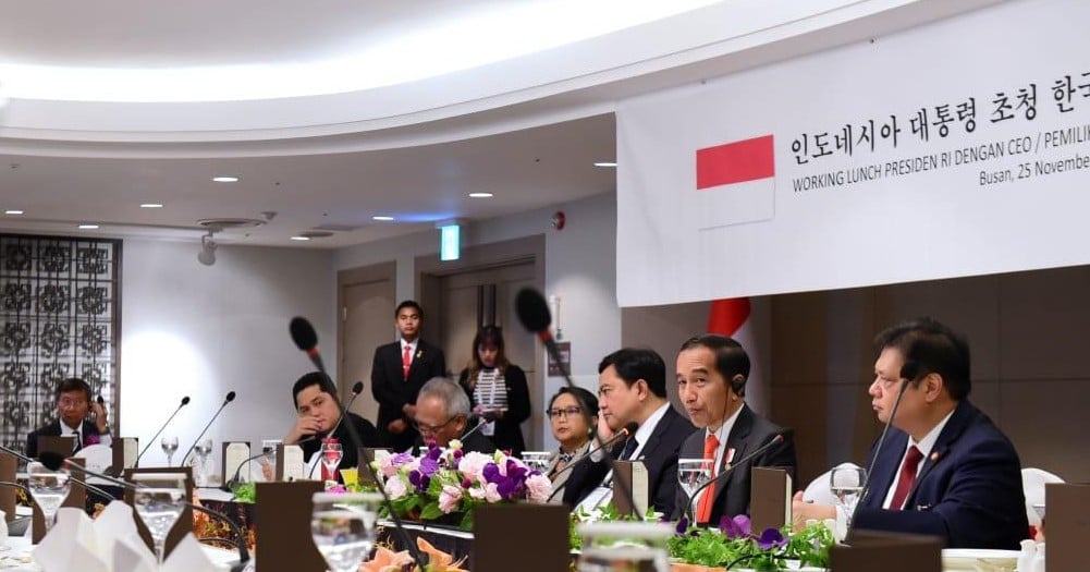 Presiden Jokowi: “ASEAN dan Korea Memiliki Potensi Besar di Bidang Industri Kreatif.”