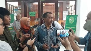 Hakim PTUN Putuskan Kasus, Kepala BPOM Penny Lukito VS Sapari