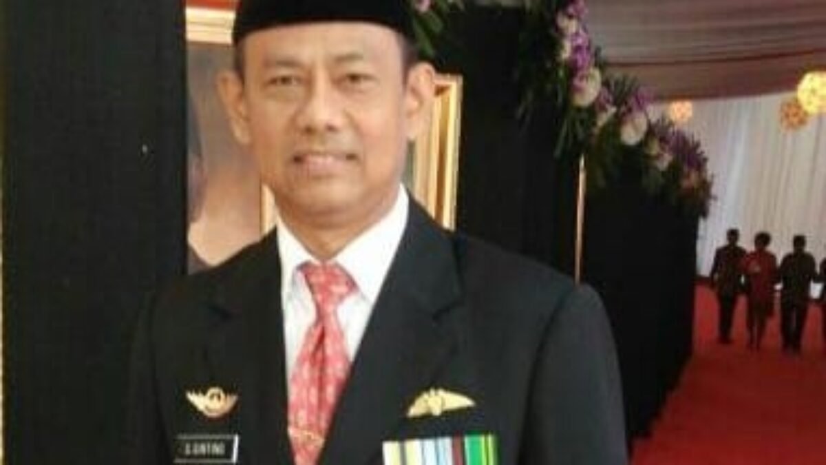Jejak Digital “Persaingan” TNI/Polri, Catatan Pinggir Yang Terhapus