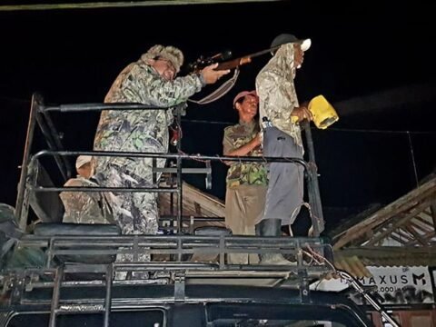 Istana Berkabut di Medan Perburuan