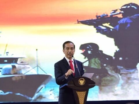 Jokowi: “Usia Pensiun TNI, Kita Usulkan Untuk Diubah Menjadi 58 Tahun”
