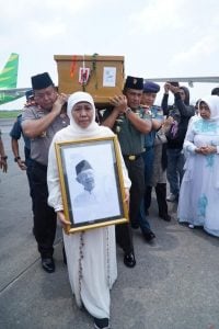 KH. DR. Ir. Salahuddin Wahid, Sosok Cendekiawan Muslim Yang Jadi Panutan Kita Bersama