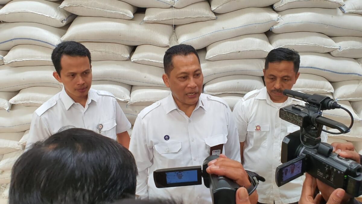 Bulog Jabar Jamin Ketersediaan Beras  Jelang Ramadhan dan Kondisi Tak Terduga