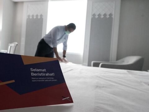Anies Tunjukan Kepedulian Ke Petugas Medis