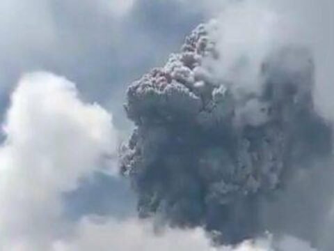 Awan Semar Merapi Pertanda Apa?