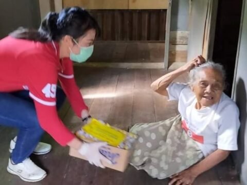 Walikota Singkawang Tjhai Chui Mie: Jangan Keluar Rumah