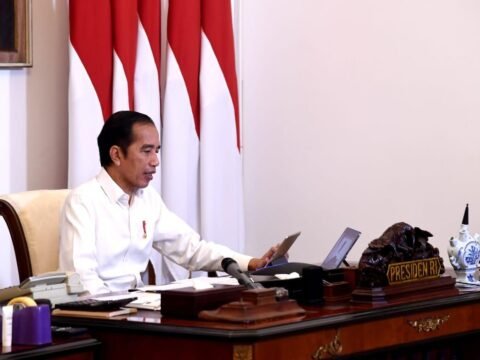 Presiden Perintahkan Mendagri Untuk Melandaikan Kurva Covid-19 di Seluruh Daerah
