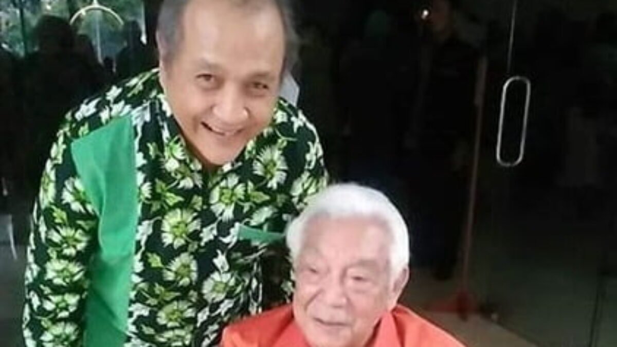Yang Ramai di Masyarakat (Netizen) Jelang Ultah Polri 1 Juli Yang Ramai di Masyarakat (Netizen) Jelang Ultah Polri 1 Juli