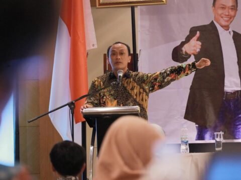 Apakah Masyarakat Bisa Menikmati Layanan Cepat KTP?
