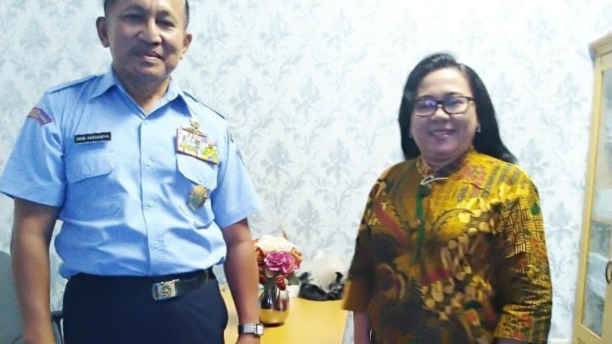STIEBI, Sekolah Tinggi Bisnis Bertaraf Nasional dan Internasional