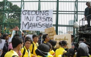 UU Ciptaker Menuai Gelombang Demo dan Mogok Kerja