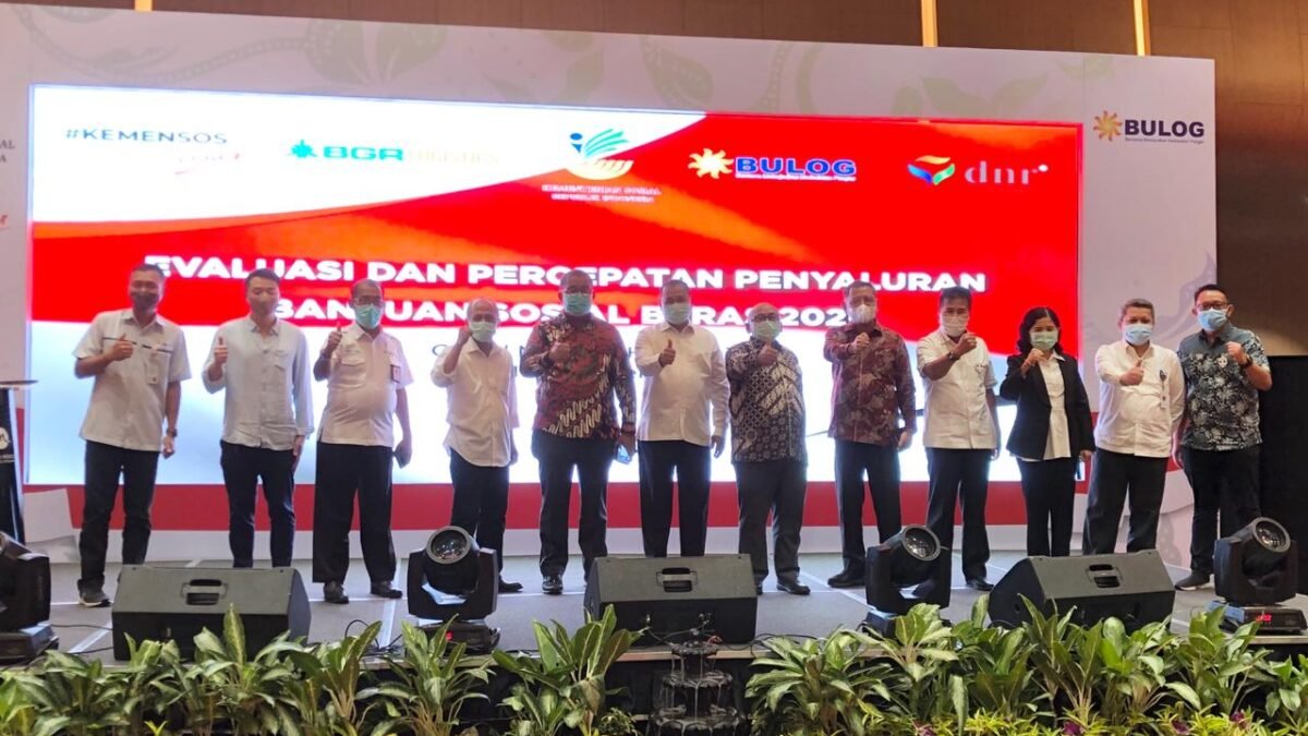 BULOG, Kemensos dan Transporter Percepat Penyaluran Bansos Beras