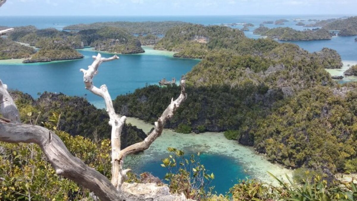 Susi Pudjiastuti Merekomendasikan Pantai Ini Susi Pudjiastuti Merekomendasikan Pantai Ini