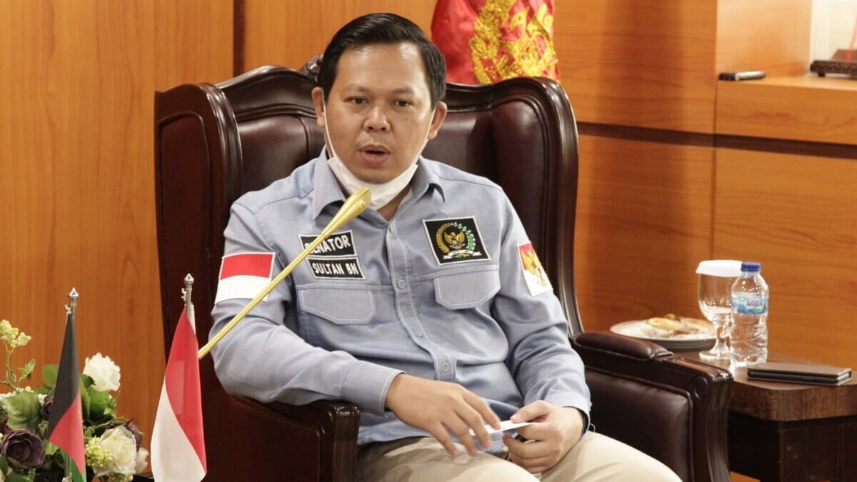 Pimpinan DPD RI Apresiasi Kinerja Kejaksaan RI Dalam Menangkap Buron Adelin Lis dan Hendra Subrata Pimpinan DPD RI Apresiasi Kinerja Kejaksaan RI Dalam Menangkap Buron Adelin Lis dan Hendra Subrata