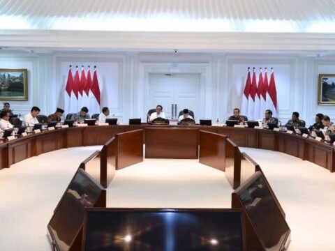 Presiden: Aparat Harus Tegas dan Santun
