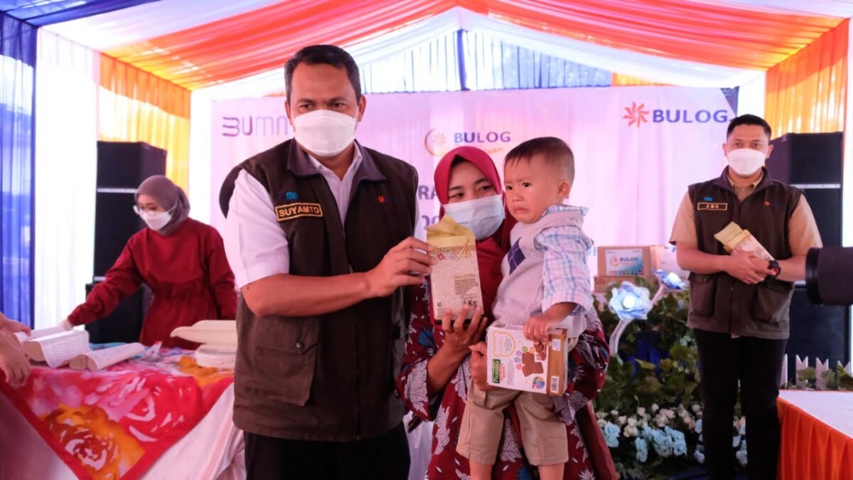 BULOG Gelontorkan Beras Fortivit dan Berikan Edukasi Gizi ke Masyarakat Jawa Barat