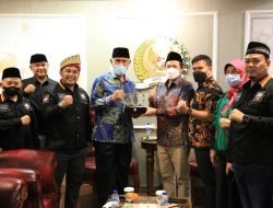 Sultan Najamudin Bangga Jadi Bagian Keluarga Besar Keturunan Etnis Minangkabau