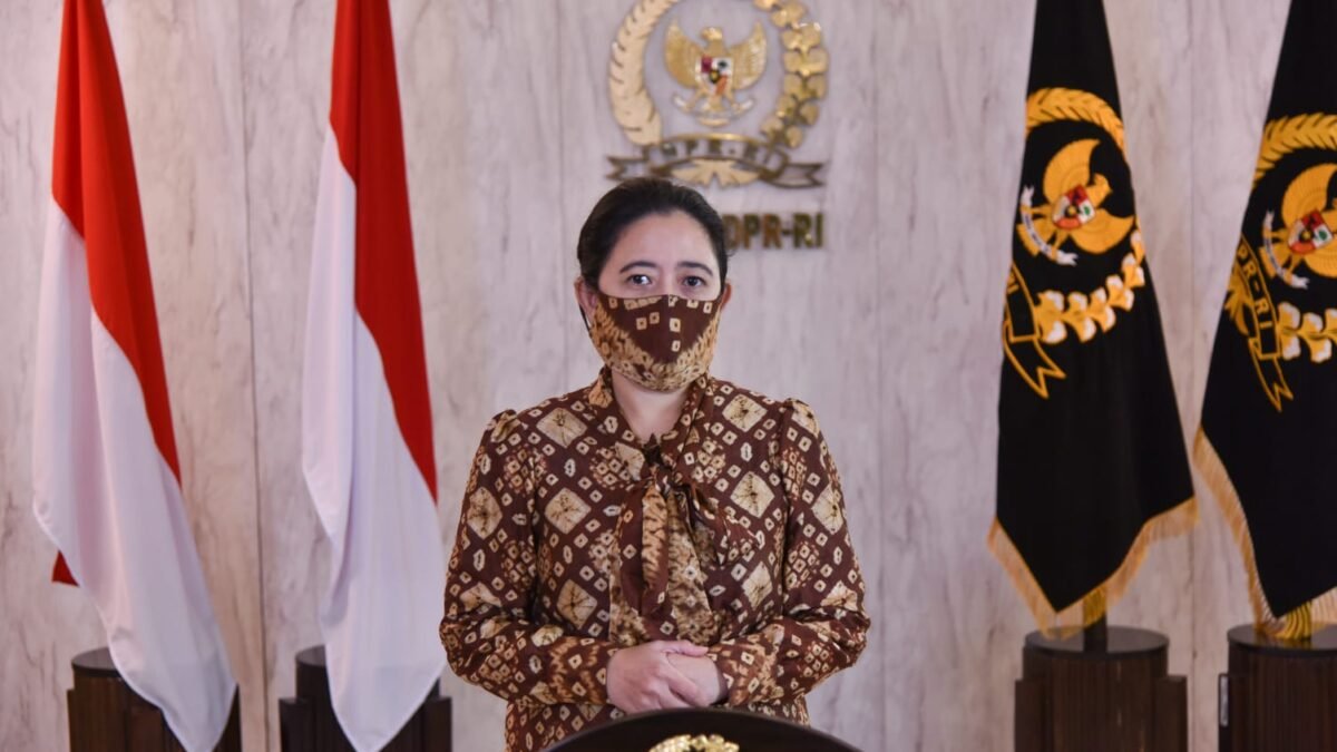 Ketua DPR: Pemerintah Akan Meminta NIK Sebagai Pendataan Vaksinasi Anak?