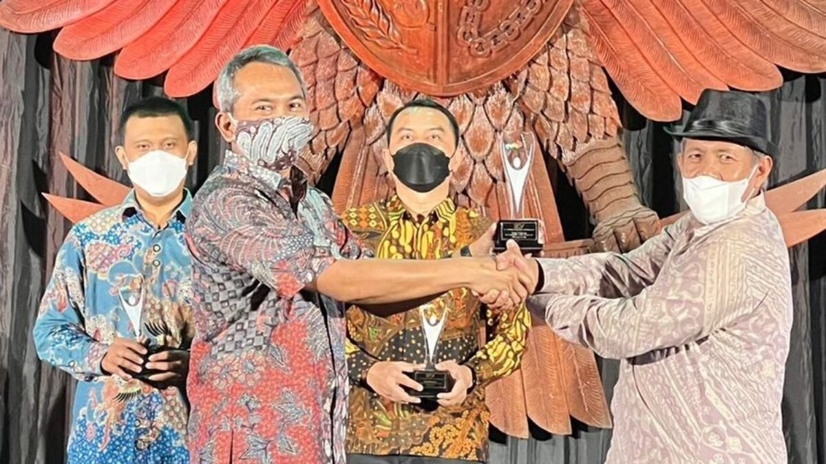 Pikiran Rakyat.com Mendapatkan Penghargaan Pikiran Rakyat.com Mendapatkan Penghargaan