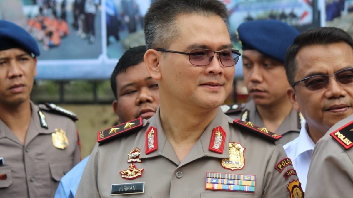 Kakorlantas Lakukan Evaluasi Penanganan Arus Mudik Lebaran 2022 Kakorlantas Lakukan Evaluasi Penanganan Arus Mudik Lebaran 2022