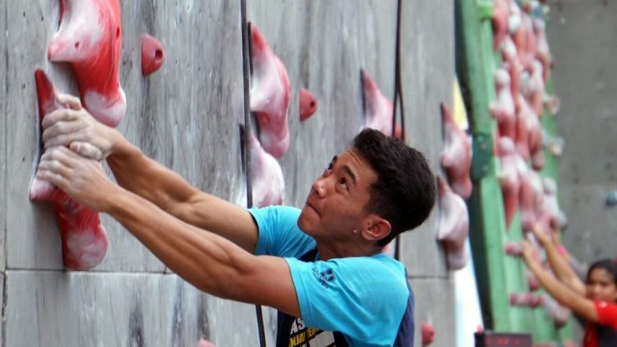 New World Record. 5,17 detik oleh Kiromal Katibin dari Indonesia