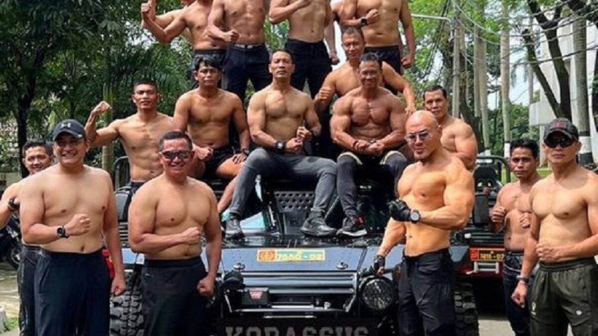 Deodatus Andreas Deddy Cahyadi Sunjoyo alias Deddy Corbuzier di Kopassus