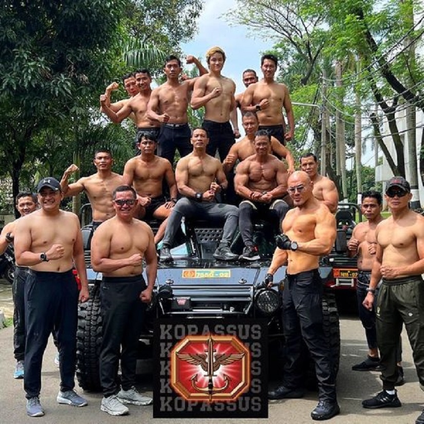 Deodatus Andreas Deddy Cahyadi Sunjoyo alias Deddy Corbuzier di Kopassus