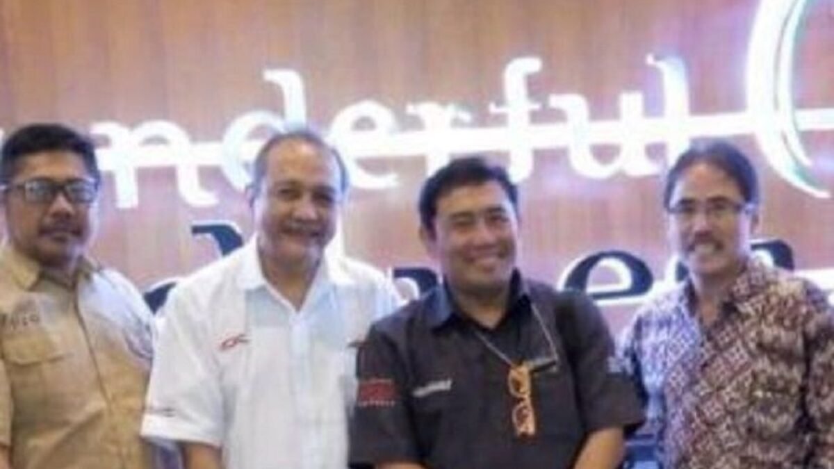 Begawan Media, Yang Sering Disebut Mak Erot Begawan Media, Yang Sering Disebut Mak Erot