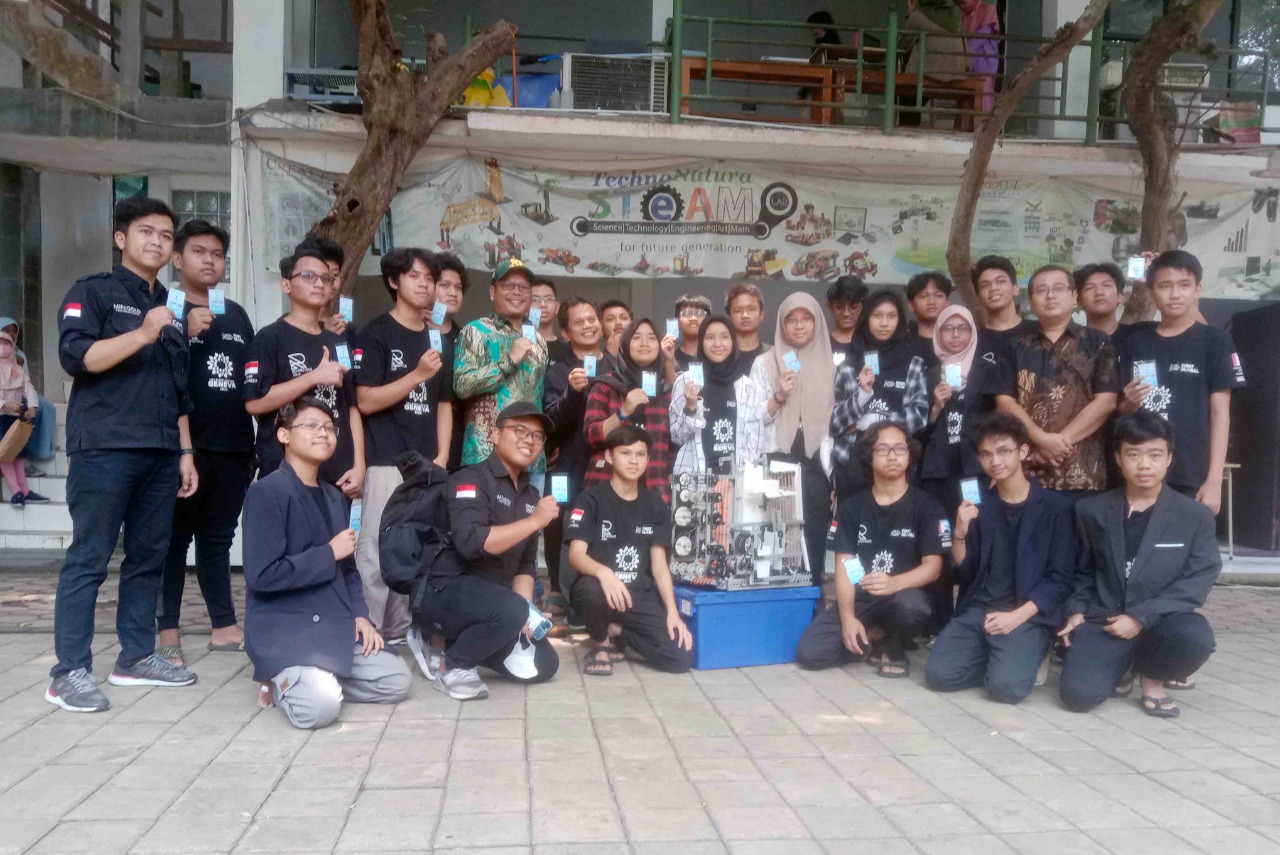 Minigold Indonesia Beri Sponsor Tim Robot Madrasah TechnoNatura